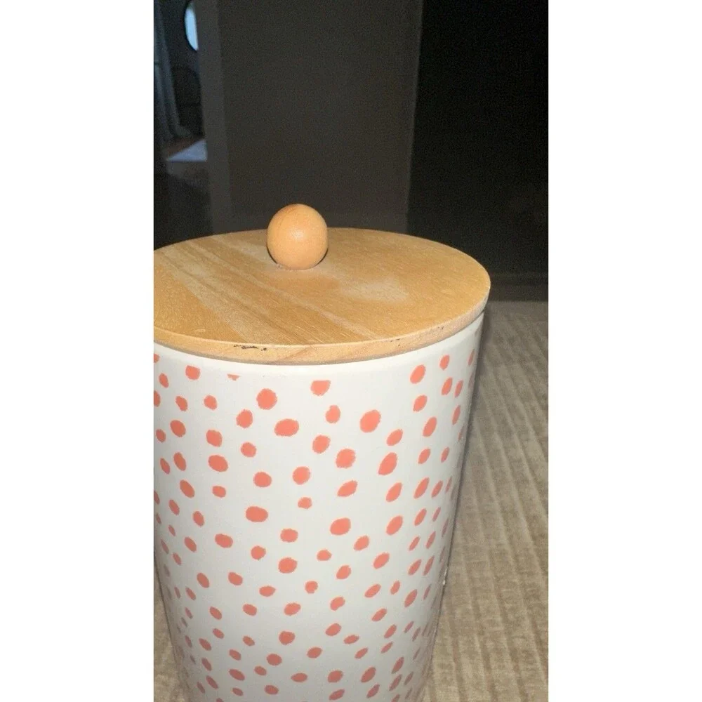 White this ceramic